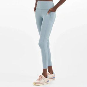 Vuori Studio Pocket Legging Shade Blue Size M